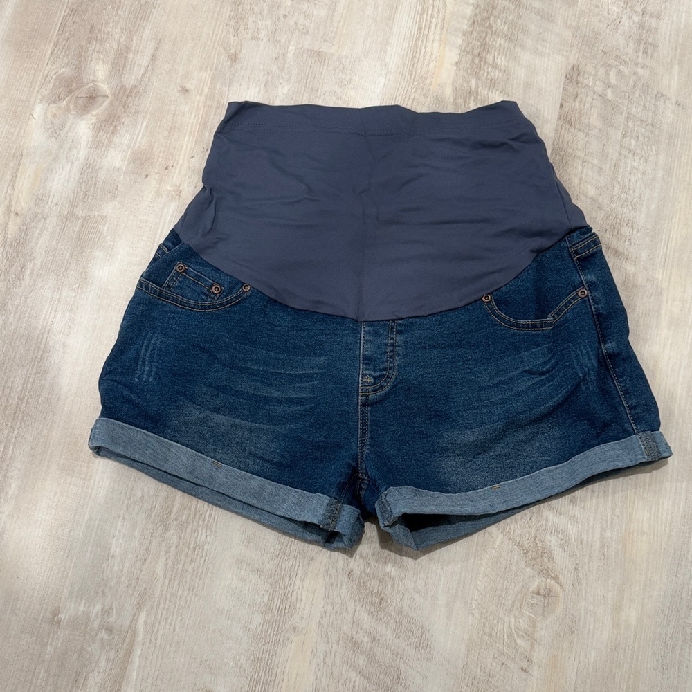 Blue Denim Maternity Shorts - Picture 6 of 6